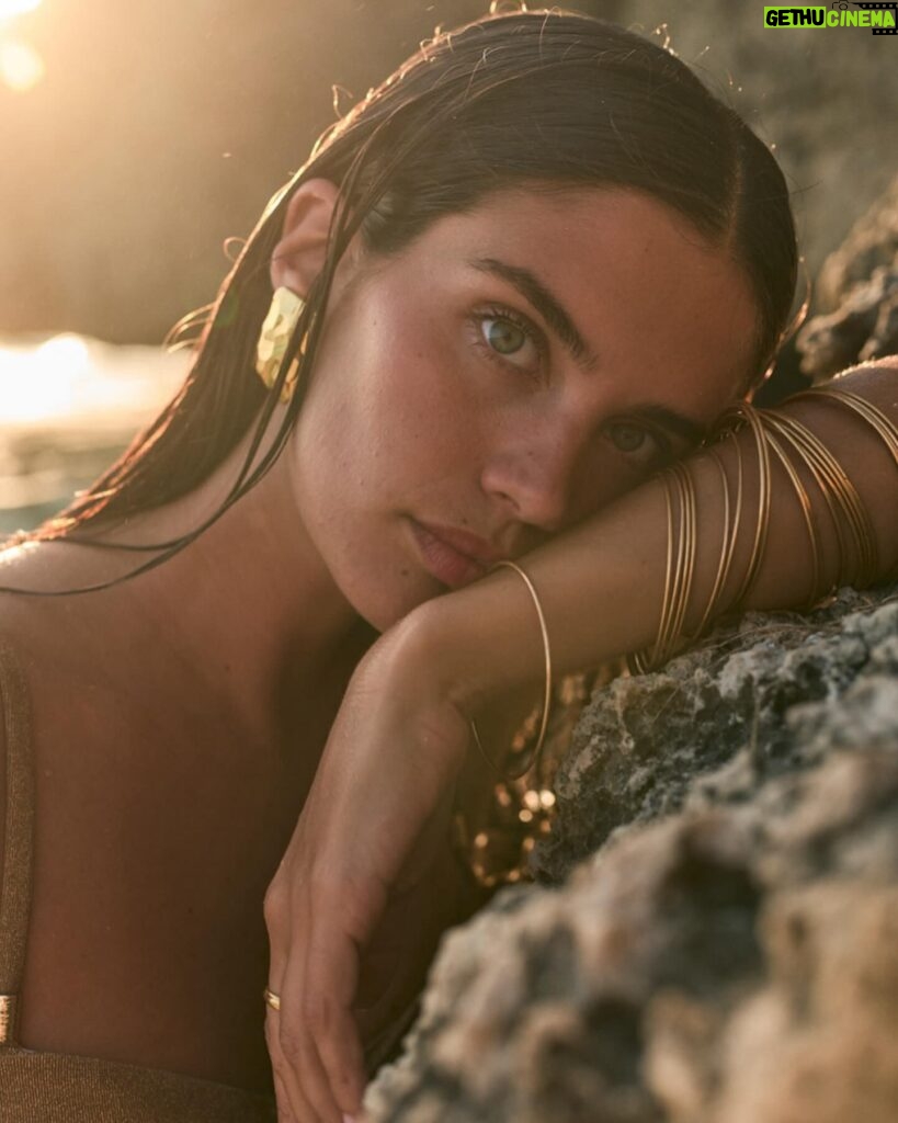 Sara Sampaio Instagram - So thrilled to be a part of the new #ownyourglow campaign for @hunkemoller . I always feel my best at the beach near the ocean with sand all over. 🐚 so it just felt like being back in my natural habitat 🥹 #ownyourglow #hunkemöller