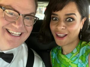 Sarah Cooper Instagram - Many of you have written in asking for more behind the scenes photos and I’m not one to ignore the will of the people #unfrosted
