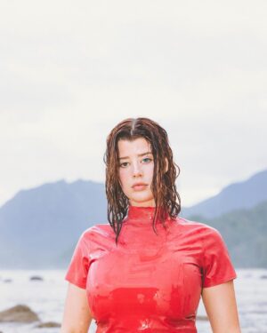 Sarah McDaniel Instagram - @miaou 🐆 ❣️ 
Shot by @lo.kauai 🪻