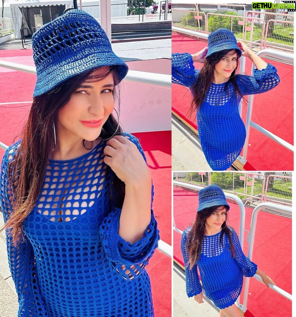 Saru Maini Instagram - Last day of #festivalducannes 💙Why does #Cannes film festival have to be only about high heels and formals😉 At #cannes2023 in a chic/sporty/casual look🤩 #fashion #ootd #stylish #comfortable