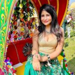 Saru Maini Instagram – Udaipur Diaries🌼✨⚡️🌟🌺 #indian #destinationwedding #wedding #celebration #funtimes  #colourful