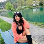 Saru Maini Instagram - Switzerland 🇨🇭 #traveldiaries #myfavorite #interlaken #vacation #beautifuldestinations #bucketlist
