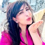 Saru Maini Instagram - The Sun☀️Sea 🌊 and👸 #sarumaini #vacation #europetravel #instalike #instagood #ootd
