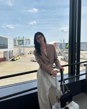Sarunchana Apisamaimongkol Instagram - fly me to the moon