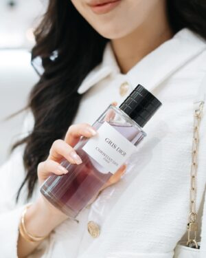 Sarunchana Apisamaimongkol Instagram - Unlock the secrets of luxury fragrance with Dior La Collection Privée iconic florals, where the allure of butterflies and the beauty of blooms intertwine in every scent. ✨🦋

พบกับคอลเลคชั่น ลิมิเต็ตพร้อมกิจกรรมพิเศษได้ที่ la collection privée,Dior Beauty boutique ที่ไอคอนสยามตั้งแต่วันนี้ - 12 พ.ค สอบถามข้อมูลเพิ่มเติม line oa @ DiorThailand

#DiorLaCollectionPrivée #DiorBeauty @diorbeauty