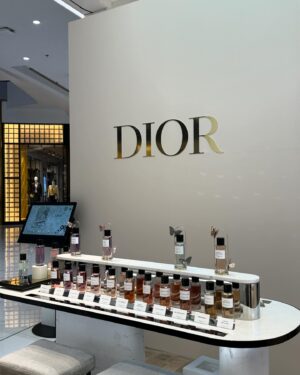 Sarunchana Apisamaimongkol Instagram - Unlock the secrets of luxury fragrance with Dior La Collection Privée iconic florals, where the allure of butterflies and the beauty of blooms intertwine in every scent. ✨🦋

พบกับคอลเลคชั่น ลิมิเต็ตพร้อมกิจกรรมพิเศษได้ที่ la collection privée,Dior Beauty boutique ที่ไอคอนสยามตั้งแต่วันนี้ - 12 พ.ค สอบถามข้อมูลเพิ่มเติม line oa @ DiorThailand

#DiorLaCollectionPrivée #DiorBeauty @diorbeauty