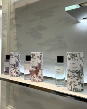Sarunchana Apisamaimongkol Instagram - Unlock the secrets of luxury fragrance with Dior La Collection Privée iconic florals, where the allure of butterflies and the beauty of blooms intertwine in every scent. ✨🦋

พบกับคอลเลคชั่น ลิมิเต็ตพร้อมกิจกรรมพิเศษได้ที่ la collection privée,Dior Beauty boutique ที่ไอคอนสยามตั้งแต่วันนี้ - 12 พ.ค สอบถามข้อมูลเพิ่มเติม line oa @ DiorThailand

#DiorLaCollectionPrivée #DiorBeauty @diorbeauty