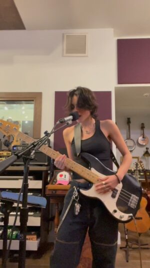 Sasha Calle Instagram - first time playin bass. I love her. here’s a lil improv x
