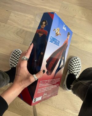 Sasha Calle Instagram - There’s a @barbie that looks like me.. I don’t know how to act. I’ve been taking her everywhere.. flying around and imagining laser eyes haha. Abrazos enormes. Todavía no me la creo. x