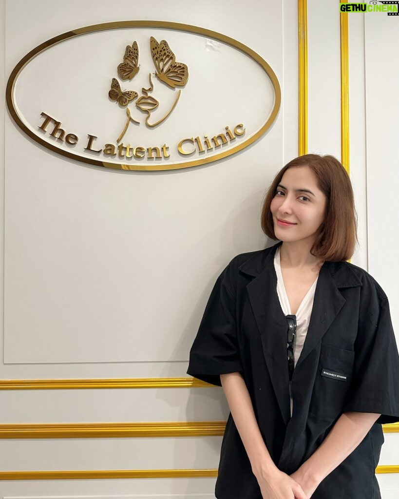 Savika Chaiyadej Instagram - ทุกวันนี้หน้าสด หน้าใส ผิวอิ่มฟู กี้ยกให้ @the.lattentclinic ดูแลเป็นอย่างดี