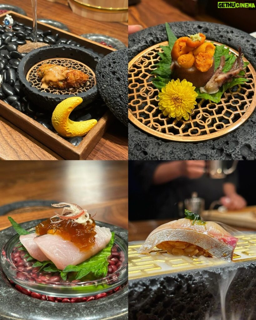 Savika Chaiyadej Instagram - วันนี้ตะลุยร้าน Mizuki Omakase กัน บรรยากาศดีตกแต่งสวยงงามมากค่ะ อาหารอร่อยมากๆ เชฟพูดคุยสนุกสนานหัวเราะกันไม่ได้พักเลย ☺️☺️ @mizuki.omakase #mizukiomakase #omakase #omakaseBKK #japanesecuisine #finedining #โอมากาเสะ #bar #moon #star