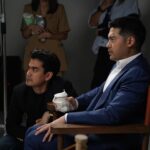 Sean Jindachot Instagram - Singha Corporation x pipatchara โฆษณาที่มาจากการสร้างแนวคิดที่ว่า หากเรามีเป้าหมายร่วมกัน เราคือ ทีมเดียวกัน เจตนาที่ทั้ง2องค์กรมีร่วมกันนั้นคือมากกว่า แค่ตัวขององค์กรนั้นคือ การเปิดโอกาสต่อๆไปให้ผู้อื่น หรือที่เราเรียกว่า ความยั่งยืนที่ไม่รู้จบ ผมของฝากโฆษณาตัวนี้ มันคือ ปฐมบทเริ่มแรกของการให้ต่อๆไปของทั้ง2 องค์กร และเป็นเกียรติอย่างมากที่ได้เป็นส่วนหนึ่งในการทำ ครีเอทโฆษณาตัวนี้ให้กับทั้ง2องค์กรครับ ก็อย่างที่บอก ”ถ้าเรามีเป้าหมายร่วมกัน เราคือ ทีมเดียวกัน“ Directed by JINDACHOT Director of Photography  by @parkin Editor by @keng_ruktiprakorn Production mad mood Photographer @2pundisc