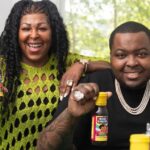 Sean Kingston Instagram - It is here!!!!!!! @mamakjerksauce @mamakingston it was was all worth the wait!.. available now at all @walmart locations 🔥💥💚💛 BESTSAUCE OUT