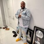 Sean Kingston Instagram - Those who mind DONT matter and those who matters don’t mind. 👑 Versace Mansion