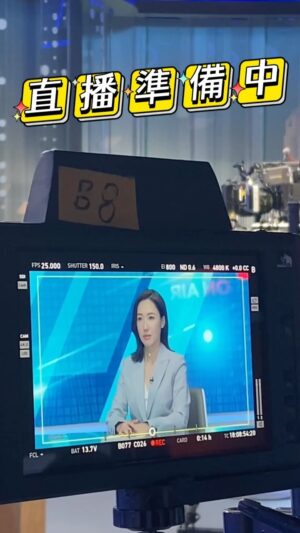 Selena Lee Instagram - 還記得拍這個畫面，大家都忍著笑。🤣
今晚大結局， 唔知有冇人明白張家妍點解會改變呢？

2 hour Season Finale Tonight! 😊

#新聞女王 #seasonFinale #新聞女王張家妍 #queenofNews