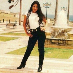 Selena Quintanilla Instagram - Puerto Rico, 1994 💜
