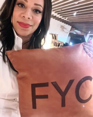 Selenis Leyva Instagram - #awardsseason #fyc #emmyawards #supportingactress #comedy #lopezvslopez #rosie #imhereee What a wonderful time with our @nbc @nbcuniversal family  We celebrated our shows and @georgelopez birthday ! #grateful #actorslife #comedyensemble