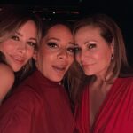 Selenis Leyva Instagram – It was a night of celebration #lacena #LA #latinx #actorslife #lopezvslopez shared space with a lot of good people 🙏🏽