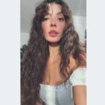 Selin Şekerci Instagram - Ay story atamıcam şimdi üşendim.