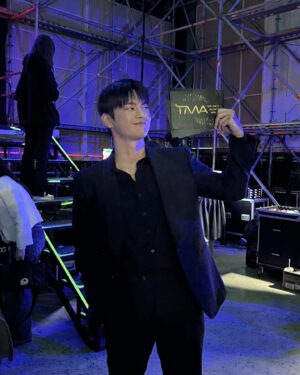 Seo In-guk Instagram - 2022 TMA.

#TMA#더팩트뮤직어워즈
