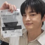 Seo In-guk Instagram - 시노텍스 마스크 광고촬영 🔥 크리스마스 같은 꽃과 케익을 주셔서 너무감사하고 오늘 너무 즐거웠어요!! 많이 기대해주세요!! #시노텍스마스크#시노텍스#서인국#seoinguk#synotexmask#synotex