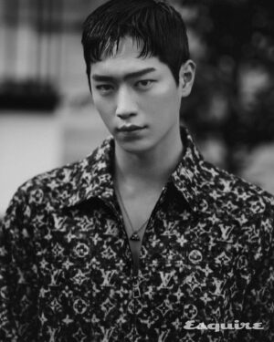 Seo Kang-joon Instagram - 🫣 @louisvuitton @esquire.korea