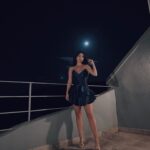Seray Kaya Instagram - 🌚✨