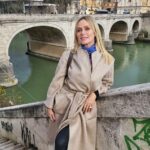 Serena Autieri Instagram - Due passi per #Roma ✨