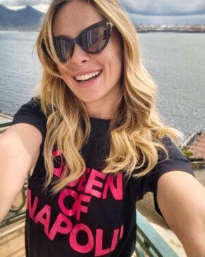 Serena Autieri Instagram - Napoli mi commuovi sempre! 💙