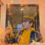 Seth Fedelin Instagram - BOOM! 💥 Sumasabog na naman sa kulit ang paborito kong ka-snackulitan Royal Tru Orange @royalph ! For only 9 pesos SRP (237mL), siguradong lalabas ang kulit mo during snack time niyo! 🤯 #IlabasAngKulit #RoyalKaSnackulitan #RoyalGenerationKulit