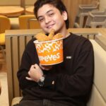 Seth Fedelin Instagram - Popeyes Keyland branch is now open . It’s at Ayala ave. Corner Rufino. Tara lalo na sa mga nag o-office nearby! #popeyes @popeyesph