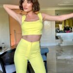 Sevda Erginci Instagram - Güzel bir ekip 💛 @serhatsenn @gigiiscom 🍋