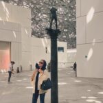 Shabnam Gholikhani Instagram - In The #louvre_museum Waiting for spring #shabnamgholikhani #film#cinema #شبنم_قلیخانی #فیلم #سینمایی_ایرانی