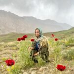 Shabnam Gholikhani Instagram - گاهی برای خوب شدن حالمون نباید سمت آدما بریم؛گزینه های امن ترو مطمئن تری هم هست مثل:بارون،موسیقی،کتاب،قهوه و طبیعت🌱🍃🌴🌲🌳🌿 #طبیعتگردی #دشت_لار #شبنم_قلی_خانی #shabnamgholikhani #naturelovers #naturephoto