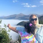 Shabnam Gholikhani Instagram - آدم های منفی به پیچ و خم جاده می اندیشند و آدم های مثبت به زیبایی های طول جاده… عاقبت هر دو ممکن است به مقصد برسند، اما یکی با حسرت و دیگری با لذت! امید بی پایان تنها توشه ماست❤️ #امید#زندگی #شبنم_قلی_خانی #shabnamghilikhani #life #