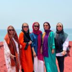 Shabnam Gholikhani Instagram - جزیره زیبای هرمز با دوستان عزیزم❤️ #هرمز #شبنم_قلی_خانی #فریباکوثری #شهرزاد_کمال_زاده
