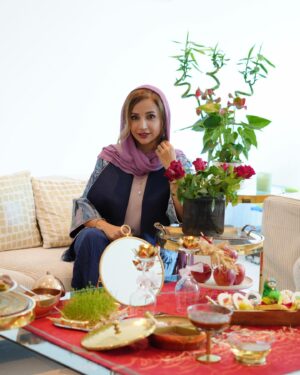Shabnam Gholikhani Instagram - ‏امیدوارم امسال آدمای بهتری بیان تو زندگیت 
امیدوارم جواب تمام صبر هات رو بگیری و بشه همون سالی که رویاشو داشتی 
امیدوارم قوی تر بشی از همونجایی که ضعیف شدی..
جوری آرامش وارد وجودت بشه که حتی این روزا رو یادتم نیاد 
امیدوارم که امسال  یه جور دیگه ای برات قشنگ باشه رفیق❤️

@amirahmadii.official 📸
#شبنم_قلی_خانی #نوروز #سال_نو_مبارک #سفره_هفت_سین 
#shabnamgholikhani #life #persiannewyear #happiness