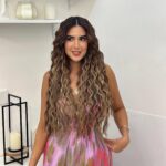 Shahad Al Khattab Instagram - Mermaid hair today 🧜🏼‍♀️ حبيتو الكيرلي عليه؟ 😍