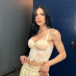 Shaila Gatta Instagram - Il backstage è , da sempre, la mia collezione preferita! ♥️ @snapofficial_ Grazie al mio team che in queste puntate ha tenuto cura del mio look in modo impeccabile! Make-up🫦 @francescorivafashionmakeup Hairstyle 💇🏻‍♀️ @luca25sacconi