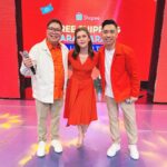Shaina Magdayao Instagram - @itsyourluckydayna x @itsshowtimena x @shopee_ph with Kuys Jugs Kuys Teddy and PapaLuuuu with our super na miss kong Lucky Fam🧡