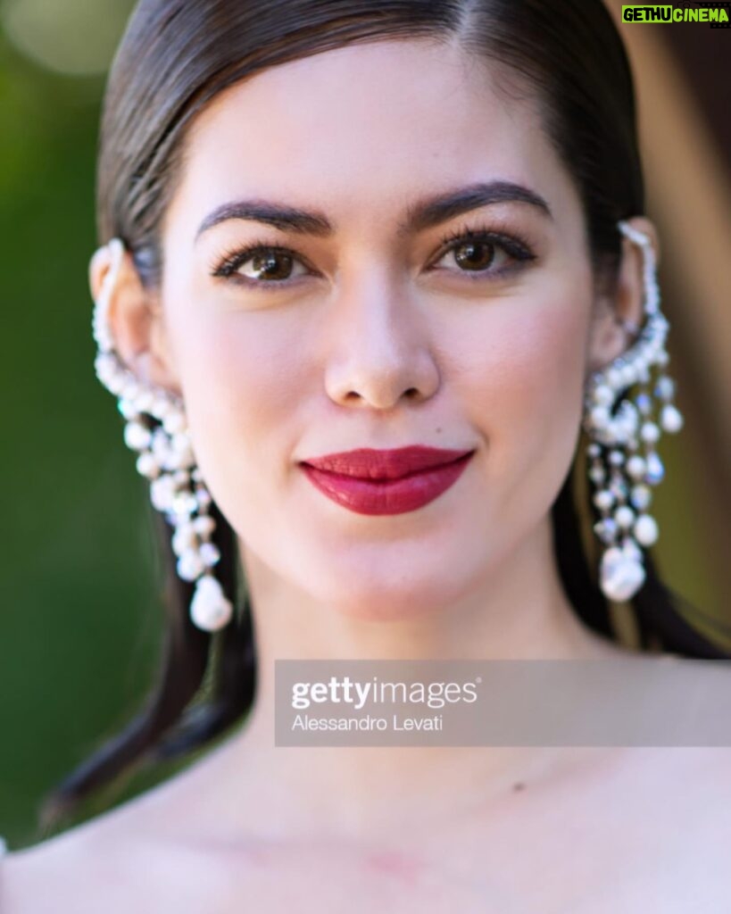 Shaina Magdayao Instagram - Day 1 at @filmfestlocarno for @essentialtruthsofthelake Sine ni LAV DIAZ 🐆 Proudly wearing ALL PINOY 🇵🇭Custom @chynnamamawal Bag @aranaz_ph Accessories @farah_abu Nails @mimsqiu @minmeluxurynails #LocarnoFilmFestival