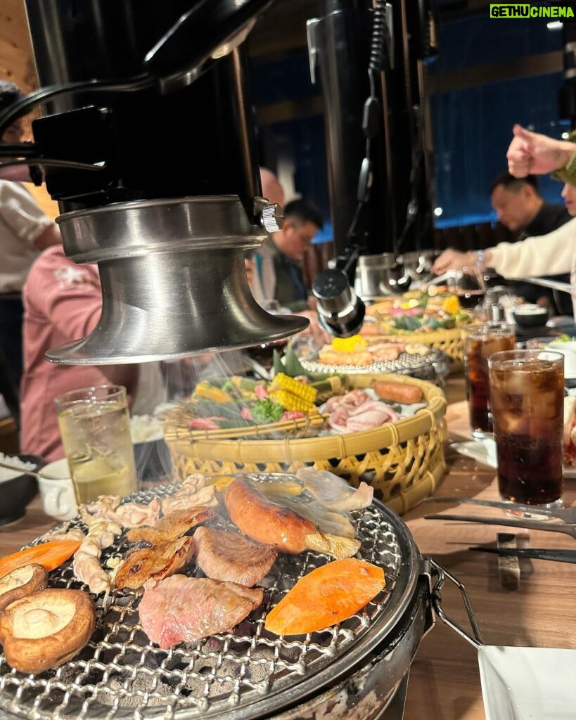 Shaira Diaz Instagram - Last night, for our final dinner in Kiroro, we indulged in yakiniku at Kaen. The premium beef baskets and crabs were so delicious, especially the Wagyu beef—it practically melted in our mouths! 🤤 Experiencing this culinary delight in Japan was truly delightful. A huge thank you to Papa @bruno_courbet for arranging it! ❤️ Then, we relaxed at the bar with a few drinks and enjoyed the Trivia night organized by the Club Med staff. It was a charming evening spent with wonderful people indeed. ✨ @clubmedkiroro @clubmed