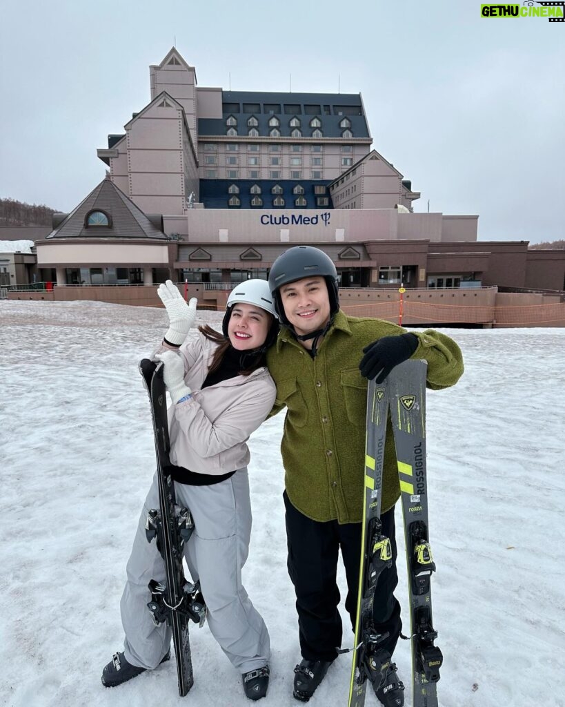 Shaira Diaz Instagram - Carving memories into the mountainside! ⛷️❄️🥶 @clubmedkiroro @clubmed #clubmed #clubmedkiroro #hokkaido #japan