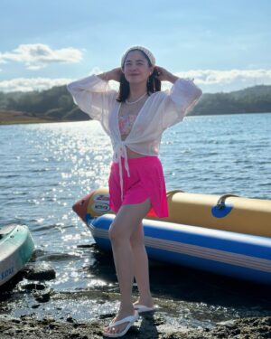 Shaira Diaz Instagram - Sunshine and good vibes only ☀️😁