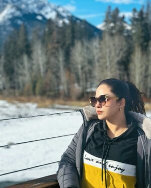 Shalani Tharaka Instagram - 🌼🌼🌼

Husband Captured 📸#
@nihathasalgado