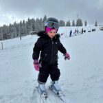 Shanik Aspe Instagram – El sueño de papá se hizo realidad! Carlotta con 3 añitos ya está esquiando por primera vez . Recuerdos para el corazón ❤️