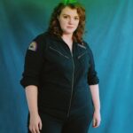 Shannon Purser Instagram - This is Ripley, last survivor of the Nostromo, signing off. 👽 Happy Halloween!! 📸 : @savanaogburn