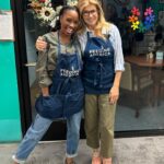 Shanola Hampton Instagram - @conniebritton and I brought our families together this Thanksgiving! Packing fresh produce, serving hot meals, filling cars with food, flowers, and love! It’s always a pleasure serving with @feedingamerica, but even more special doing it with the whole family! Thank you @sfcla! Be a part of the movement to end hunger! Feedingamerica.org