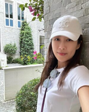 Sharon Chan Man-Chi Thumbnail - 4.2K Likes - Top Liked Instagram Posts and Photos