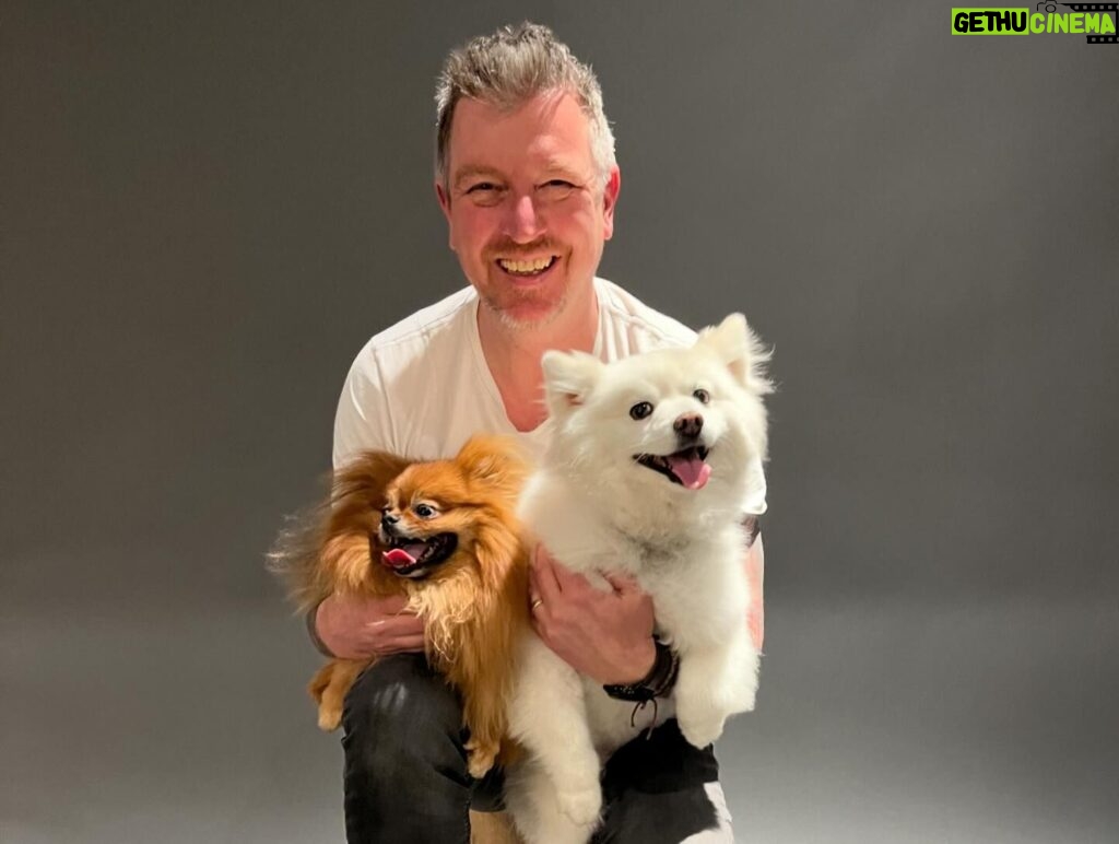 Sharon Osbourne Instagram - So much fun shooting with @vieler.photography ! Pickles, Violet and Wesley captured catching treats! 🐶